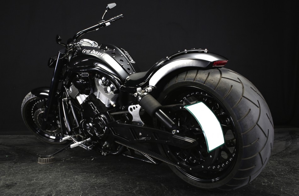 2004 V-ROD 280 WIDE TIRE CUSTOM