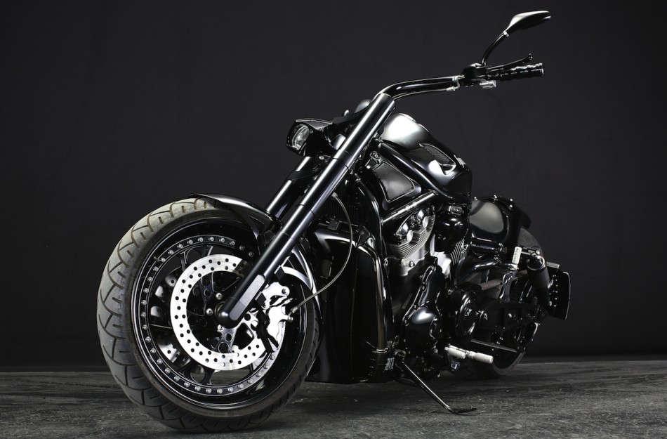  2004 V-ROD 280 WIDE TIRE CUSTOM