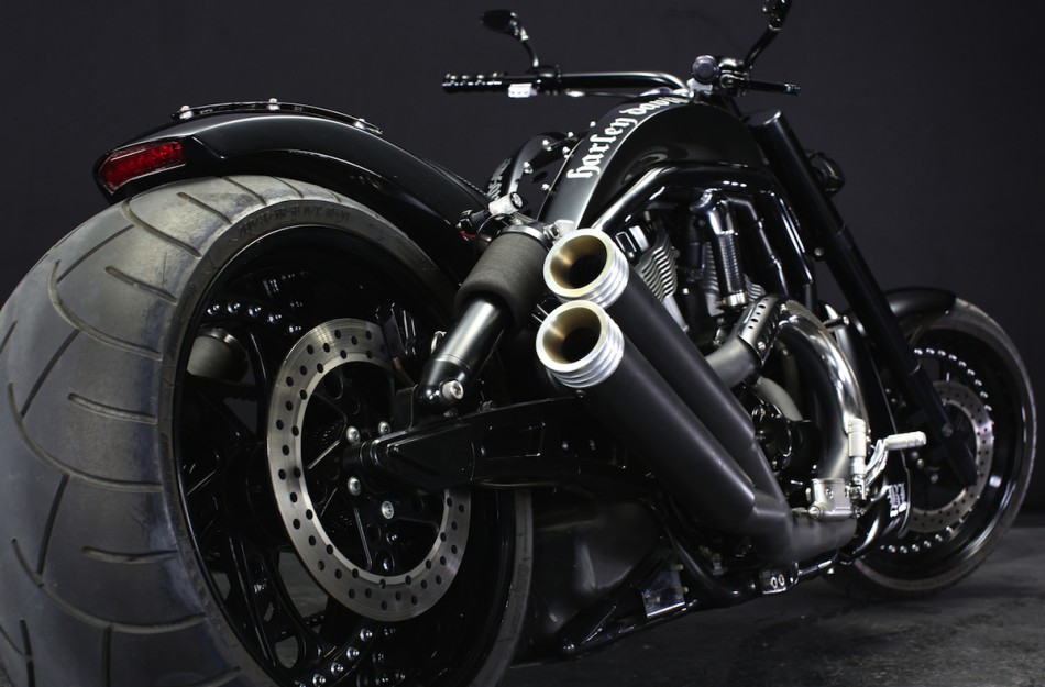  2004 V-ROD 280 WIDE TIRE CUSTOM