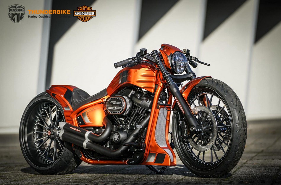 Fotograf (写真家) Ben Ott for Thunderbike Harley-Davidson